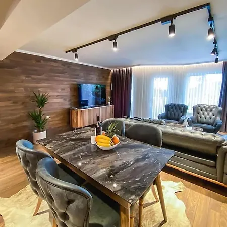 Lux Apartment *